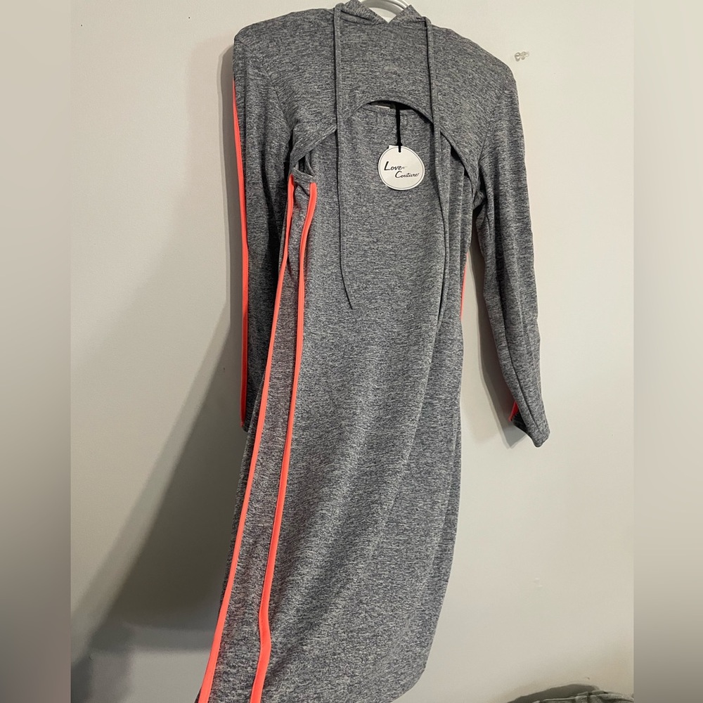 Sporty Spring Dress Set - Picture 4 of 4
